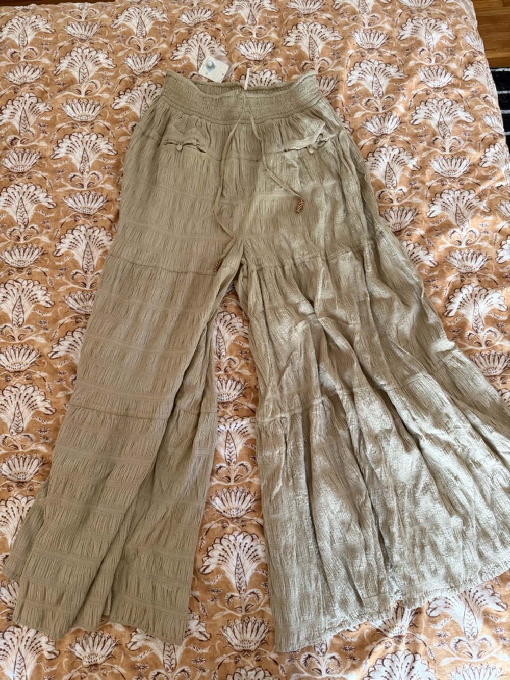Free People Women’s Wide-Leg Tiered Pants in Olive Green